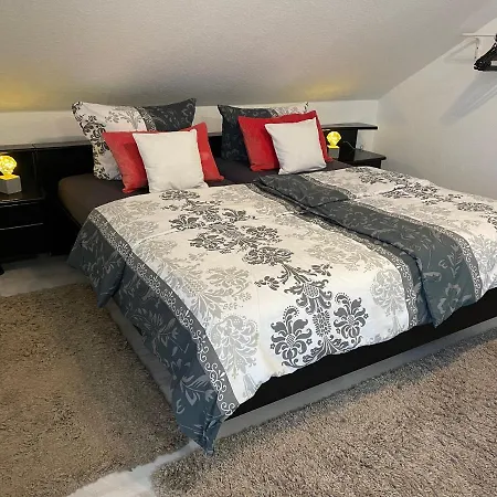 Apartment By Toni Salzgitter